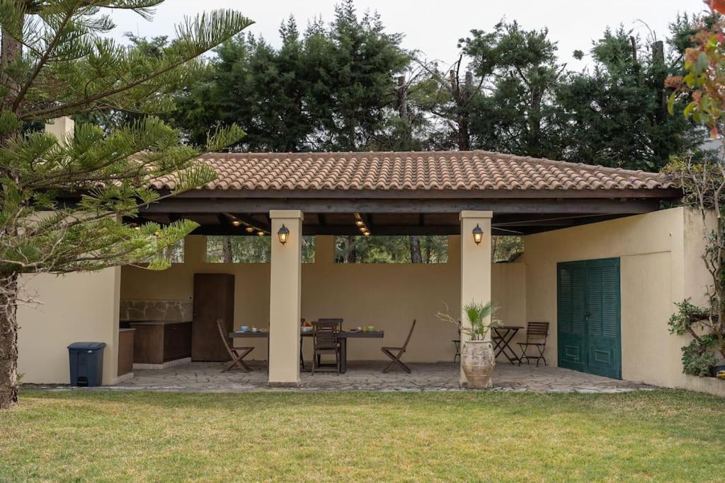 Villa Loukia Esparta Exterior foto