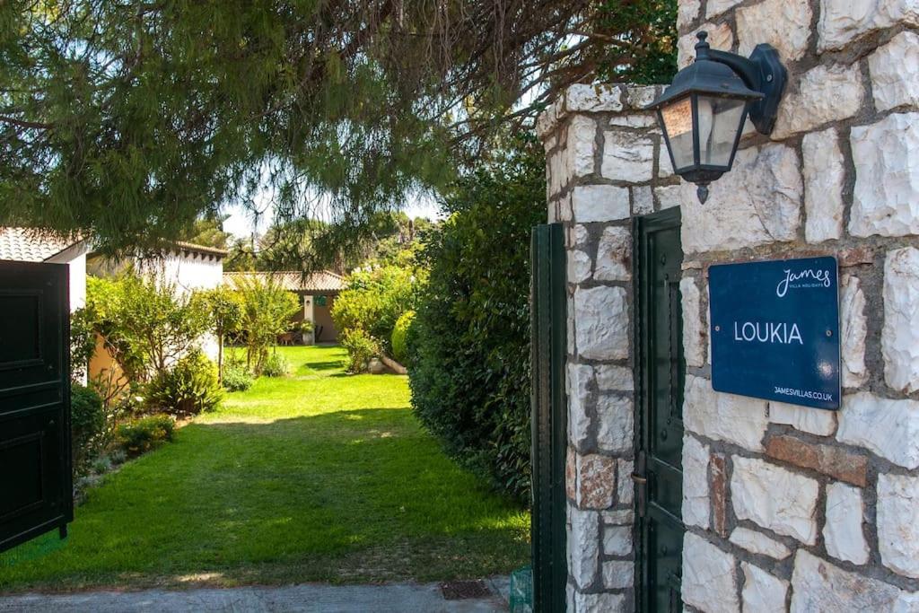 Villa Loukia Esparta Exterior foto