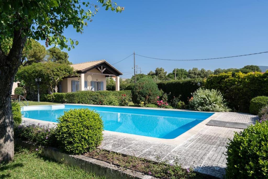 Villa Loukia Esparta Exterior foto